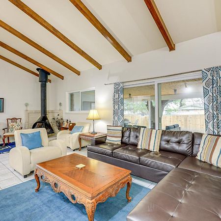 Charming San Antonio Abode About 10 Mi To River Walk! ภายนอก รูปภาพ
