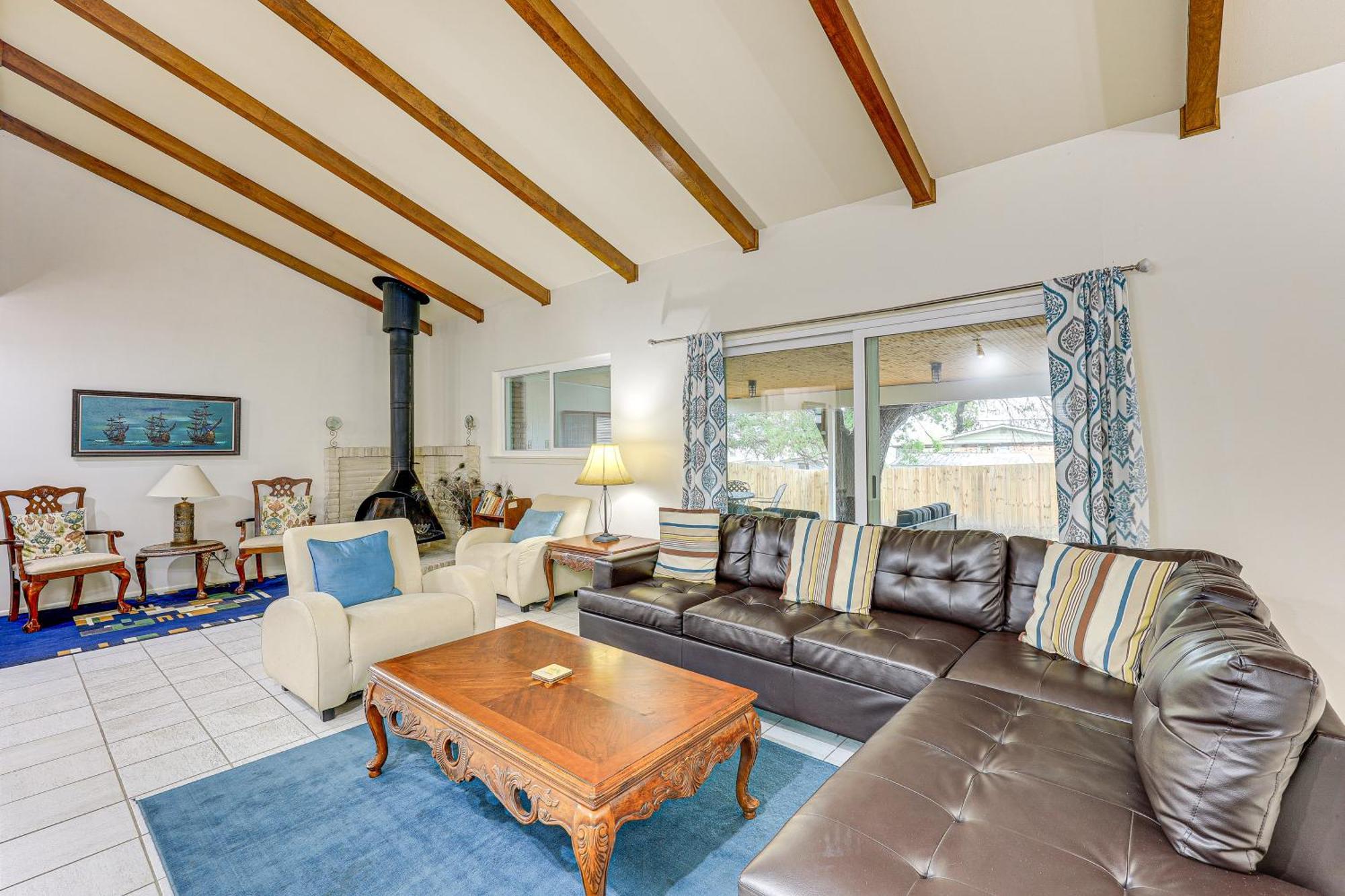 Charming San Antonio Abode About 10 Mi To River Walk! ภายนอก รูปภาพ